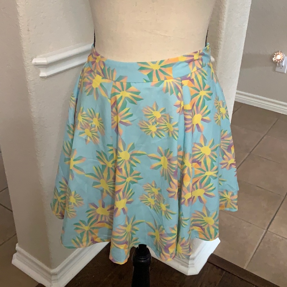 Betty turquoise & yellow floral print pleated skirt Size S